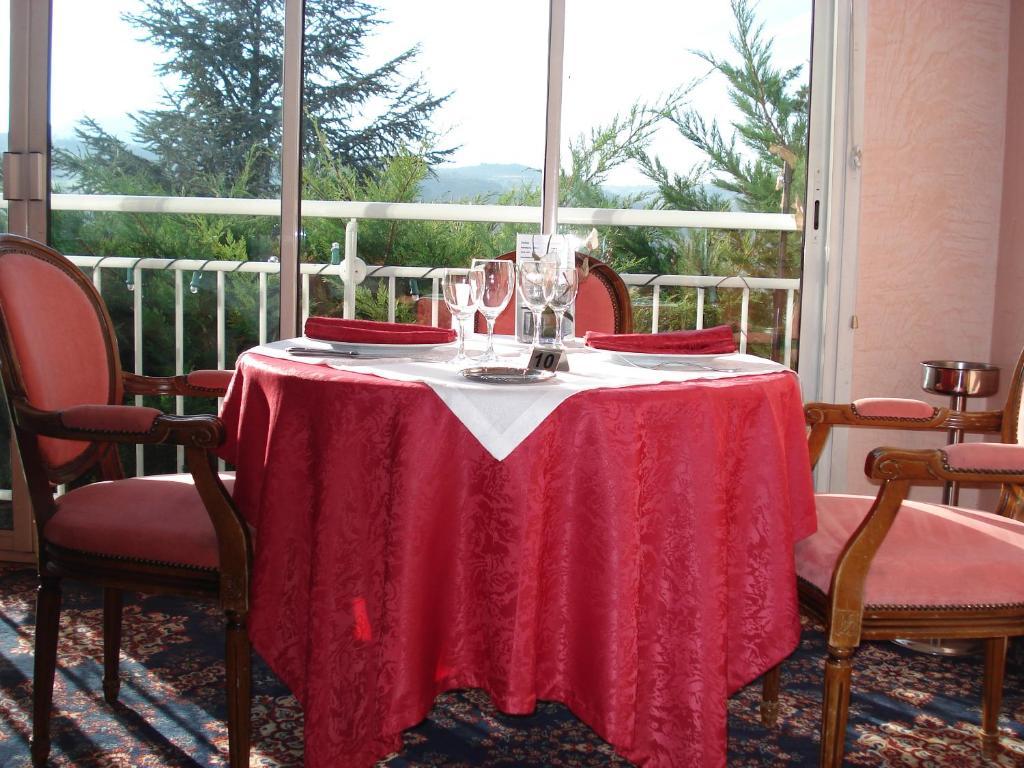 Relais Du Val Vert Le Puy-en-Velay Exterior photo